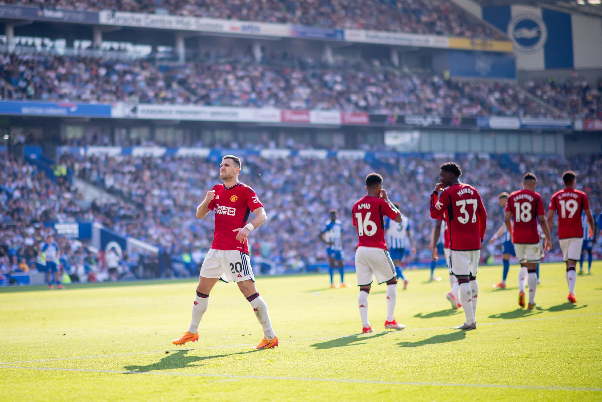 西女足列队 西女足列队