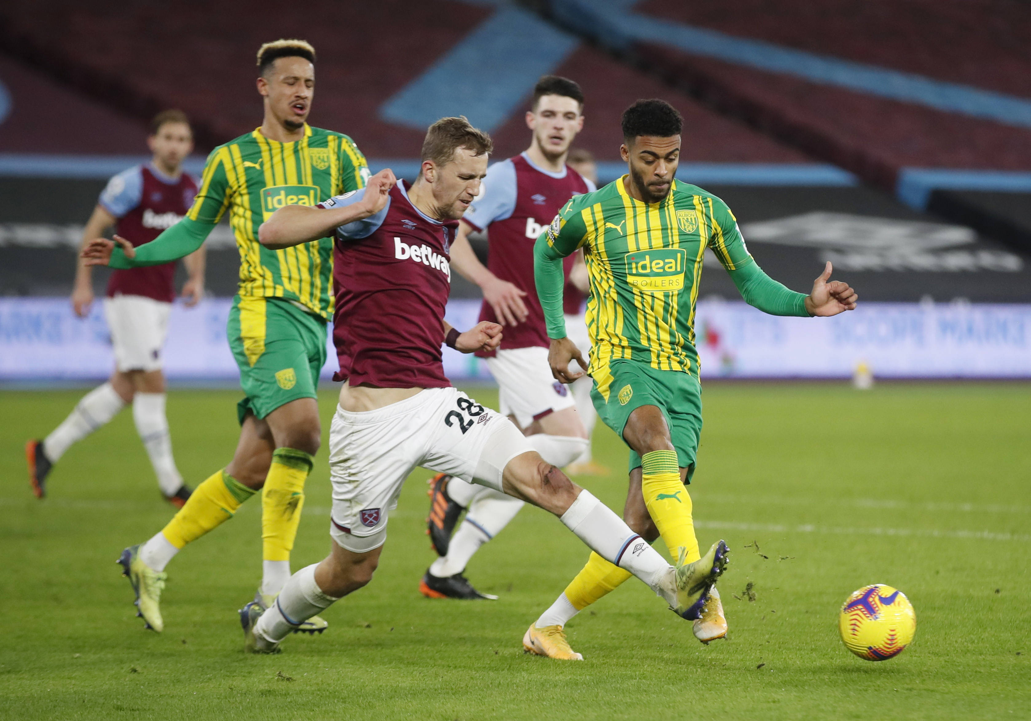 与执法并举 与执法并举